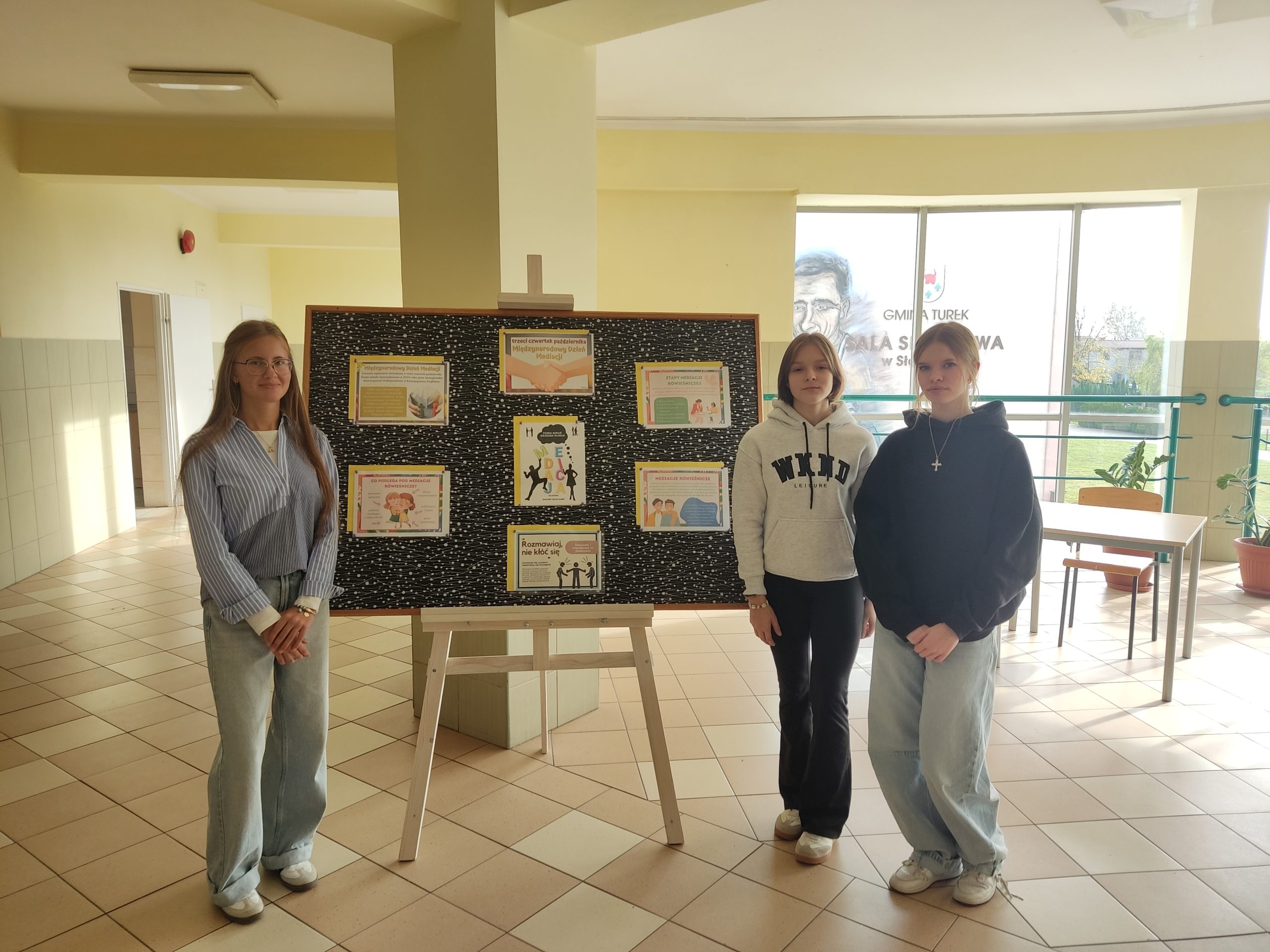 Międzynarodowy Dzień Mediacji w Naszej Szkole: Uczymy się dialogu                    i porozumienia!