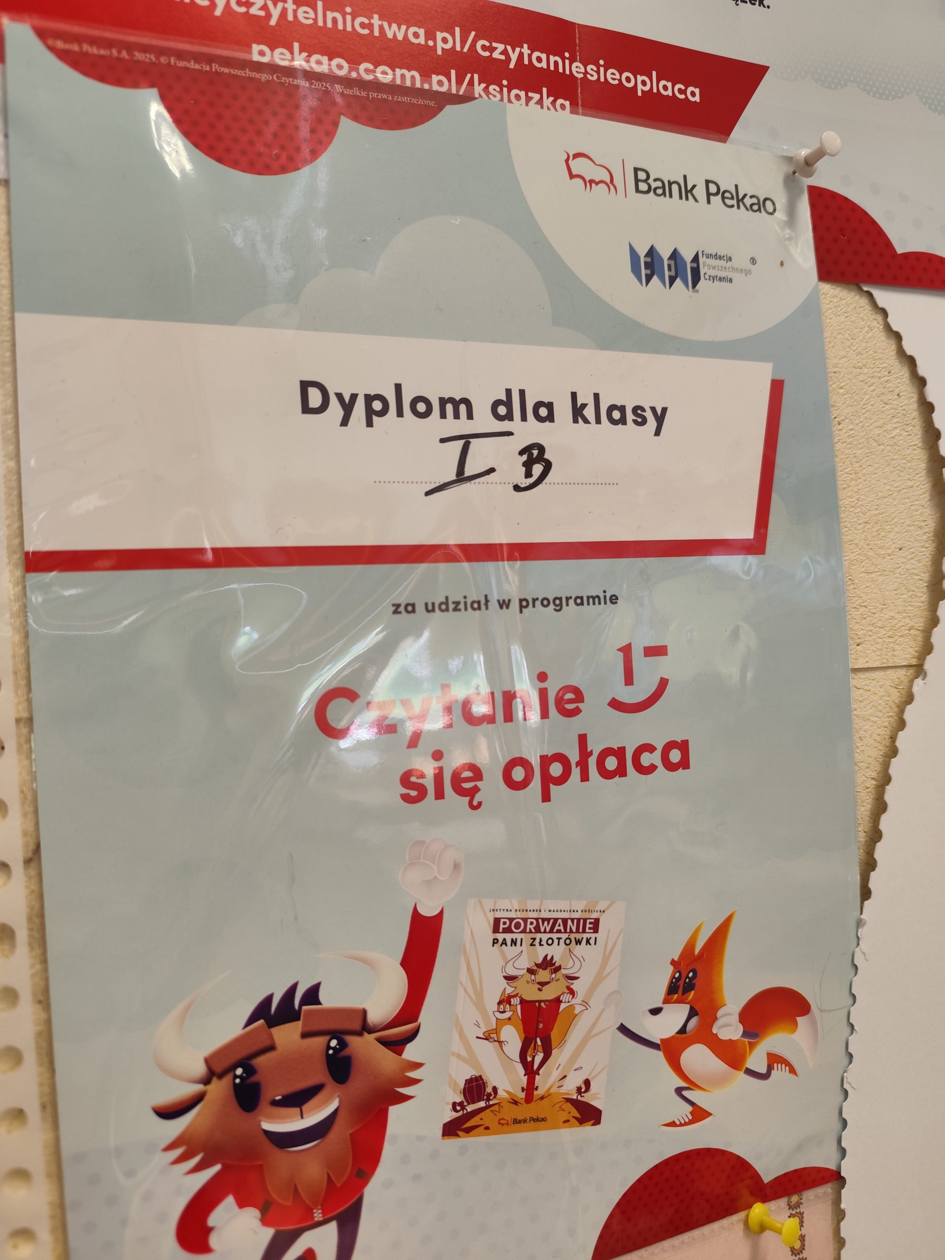 Projekt czytelniczy klasy 1b: „Czytanie się opłaca”